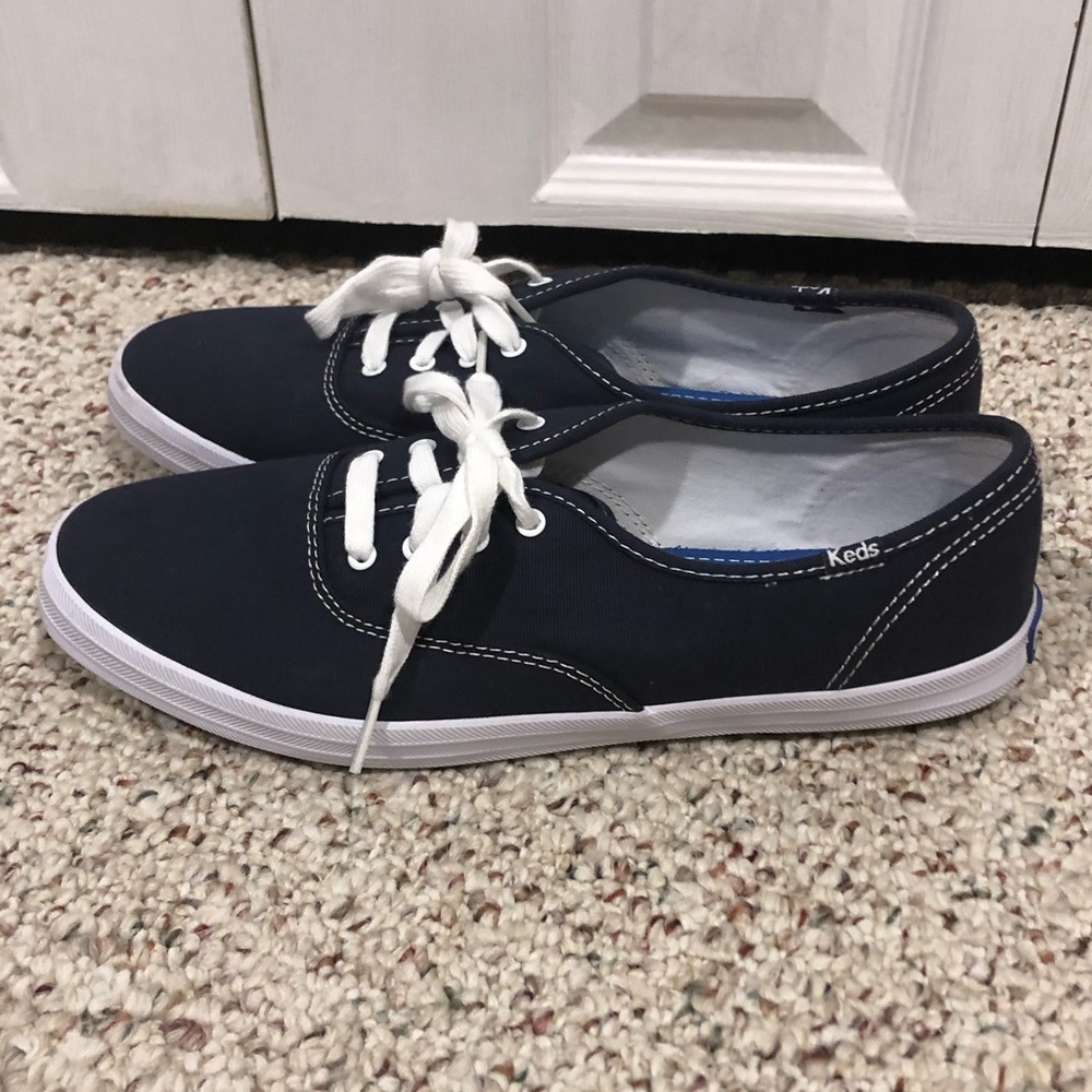 Keds women’s blue size 10 sneakers.